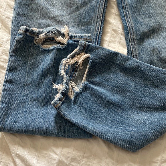 Abercrombie & Fitch Ultra High Rise Ankle Straight Jeans Light Wash Size 23/000 - Picture 5 of 5